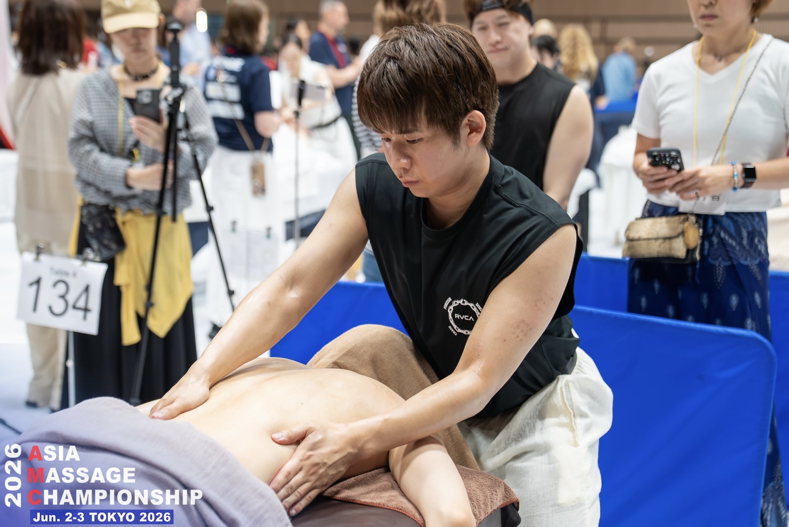 The oil massage competition at AMC 2026